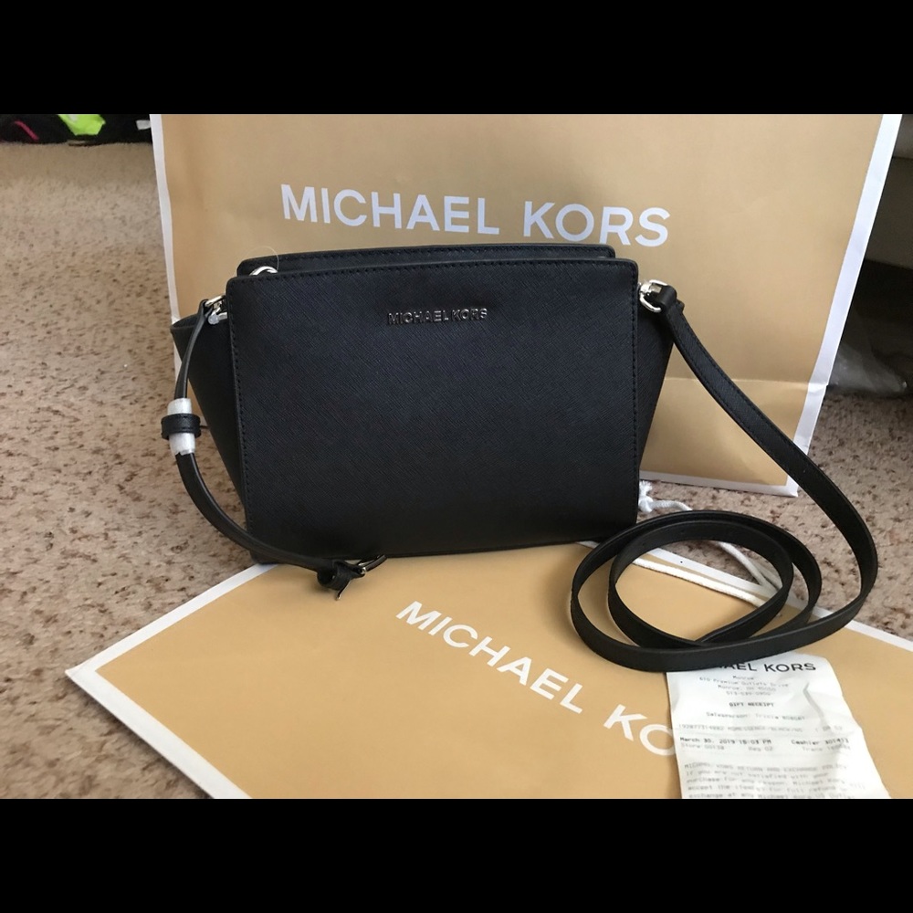MK Selma MD Messenger Black Saffianno CrossBody